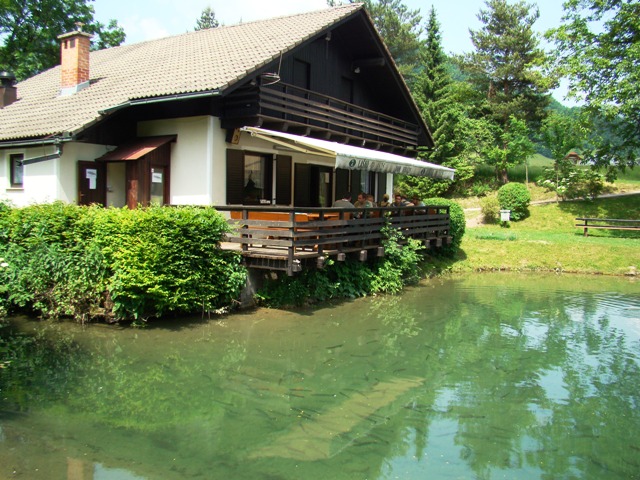 Ribarski dom Ljubno