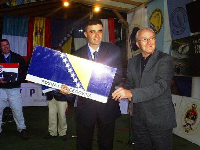 SAMSUNG DIGIMAX A403