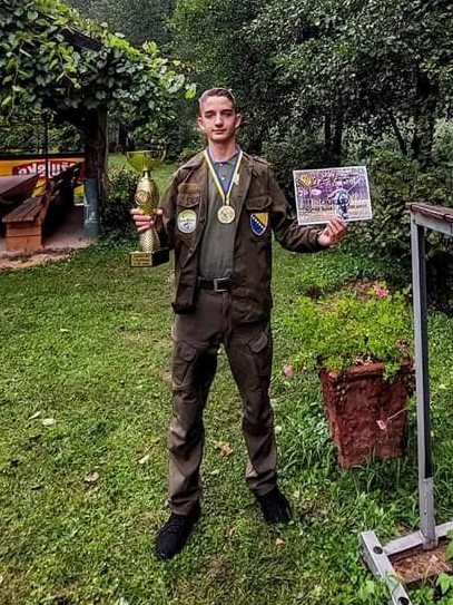 Državni prvak BiH u mušičarenju u kategoriji U-18 Santino Šljivo